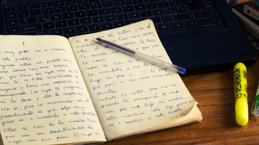 Rosario Caminos ganó el Premio Literario Municipal