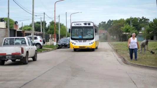 Vecinos reclaman que la línea 11 no cumple su recorrido