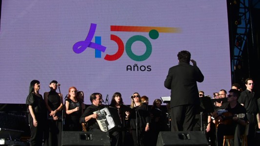 Cerca de 30 mil personas celebraron los 450 años de Santa Fe Capital