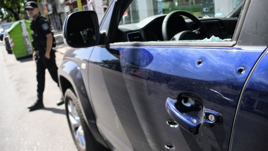Rosario: Criminal ataque a tiros al conductor de una camioneta
