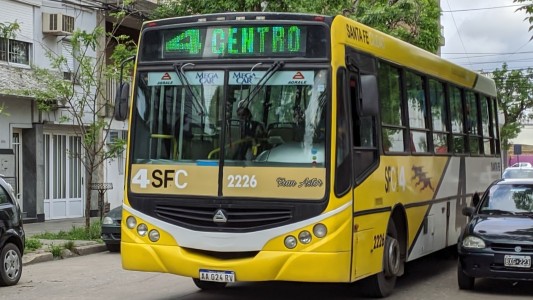 Cortes de calles y desvíos de colectivos en una jornada tensa para Santa Fe