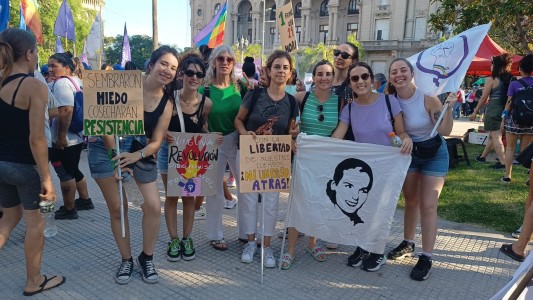 Santa Fe marchó para decir basta a la violencia hacia las mujeres