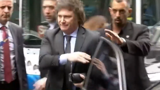 Milei renuncia hoy como diputado de LLA para poder asumir la Presidencia