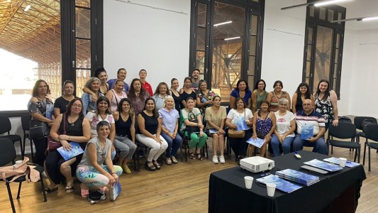 La Municipalidad presentó “Aportes para la política pública de ferias de economía social”