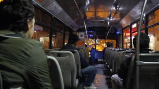 Los colectivos vuelven a circular de noche
