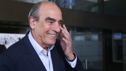 Francos les prometió a los empresarios que "no habrá un industricidio"