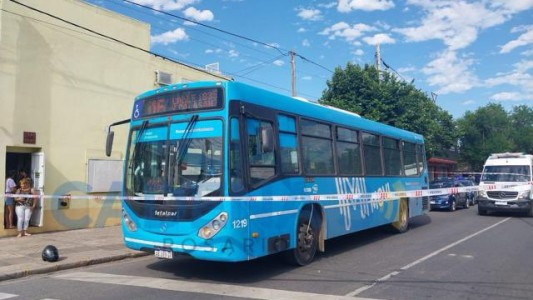 Rosario: Asesinaron a un chofer de colectivos y declararon paro total