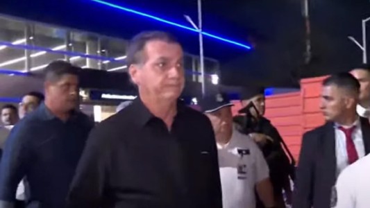 Jair Bolsonaro llegó a la Argentina para asistir a la asunción de Javier Milei