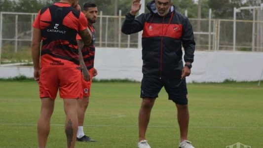 Iván Delfino, el DT que pica en punta tras la victoria de Godano