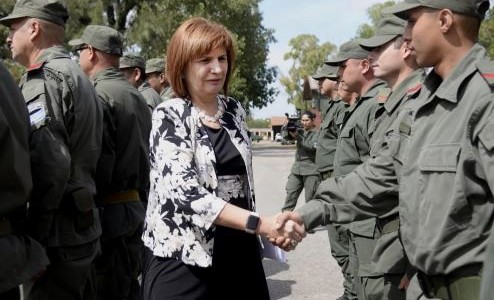 Bullrich sobre el protocolo antipiquetes: "Se va a identificar con fotos, drones y pidiendo DNI"