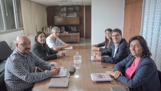 Autoridades de Educación de Santa Fe mantuvieron la primera reunión con AMSAFE