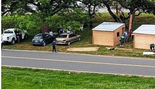 Vecinos realizaron cortes alternativos en la 168