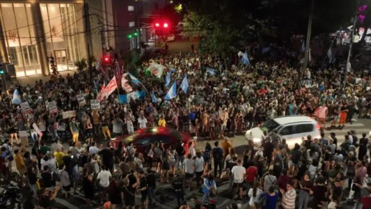 Nuevo cacerolazo en Santa Fe contra el DNU