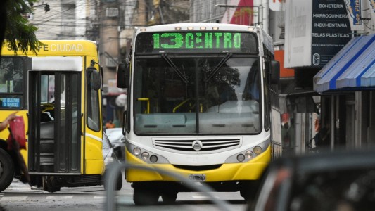 Colectivos: choferes comenzaron a cobrar los salarios y se normaliza el servicio