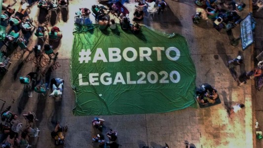 A tres años del aborto legal, disminuyó la mortalidad materna y los embarazos de niñas y adolescentes
