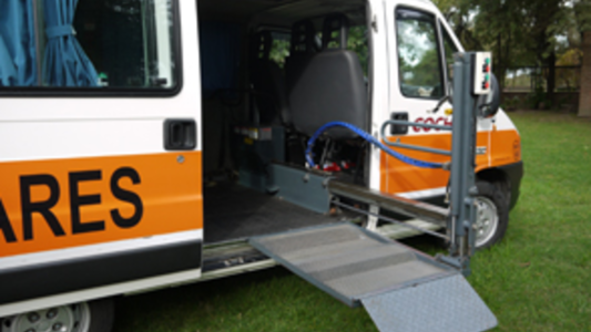 Transportistas de personas con discapacidad en alerta por el aumento de los combustibles