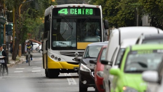 Colectivos: el municipio dispuso desvíos por las manifestaciones