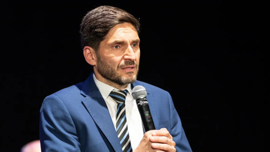 Paritarias: Pullaro afirmó: "es muy difícil sostener el incremento salarial"