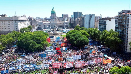 Tras una semana agitada, el Congreso se apresta a debatir la ley ómnibus