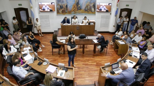 El Concejo aprobó un aumento del 1800% del estacionamiento medido