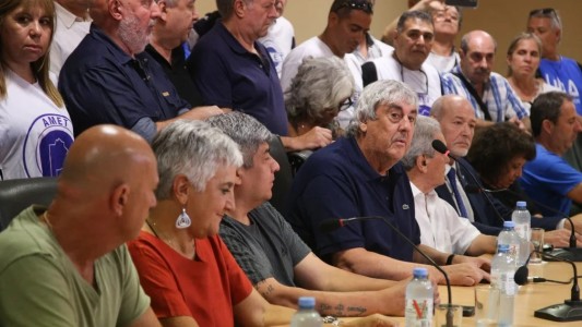 Gremios docentes a nivel nacional realizarán un paro el próximo lunes