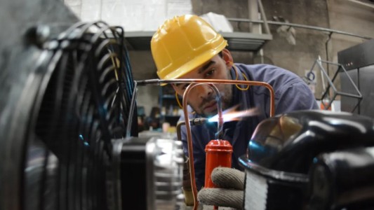 Para los industriales de Santa Fe, la caída de las pymes en enero fue “estrepitosa”