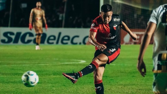 Castet: “Con Patronato me tomé un tiempito para mirar la tribuna y fue una locura”