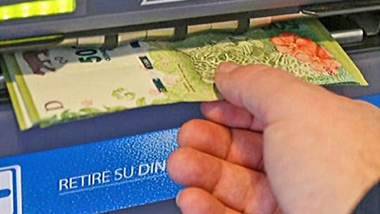 Sigue el pago de haberes a los estatales santafesinos ¿Quiénes cobran hoy?