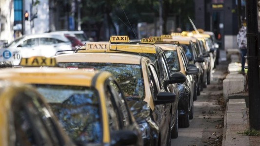 Rosario: definen medidas para reforzar la seguridad en taxis