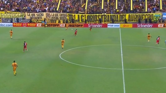 El Sabalero está jugando en Santiago del Estero