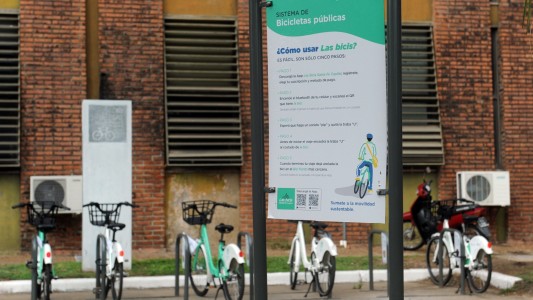 Instalaron un punto de bicicletas públicas en el hospital Alassia