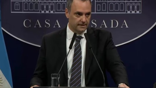 El Gobierno cerrará dos oficinas públicas y despedirá a 900 empleados