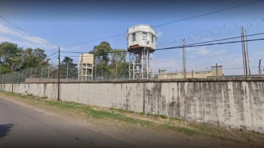 Secuestran un teléfono en la cárcel de Rosario desde donde se hicieron amenazas