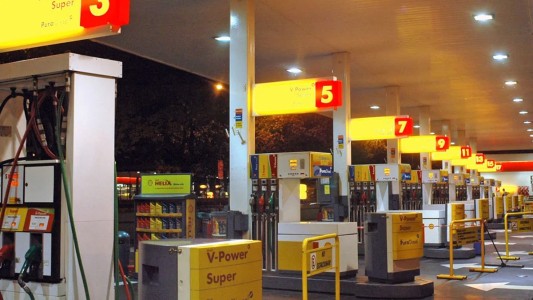 Rosario: Volvieron a atender de noche las estaciones de servicio