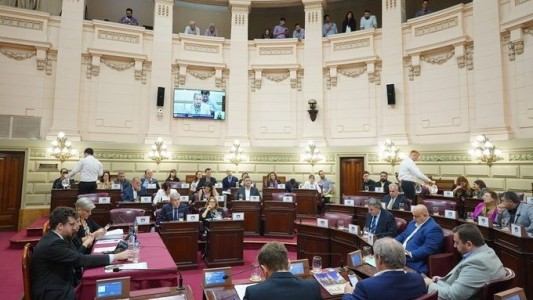 Santa Fe implementará los juicios por jurado en causas criminales