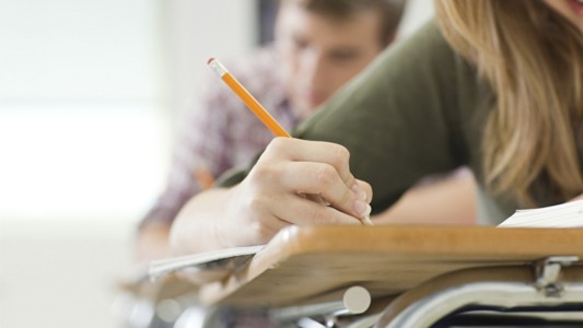 ADE abre la inscripción a sus carreras de pregrado