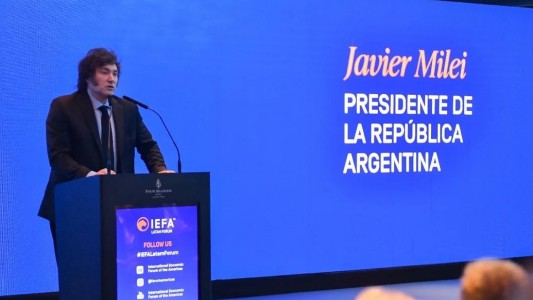 Milei pasa la “motosierra” y dará de baja 70.000 contratos de empleados estatales