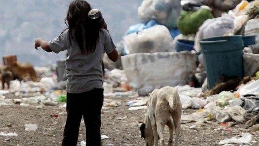 El año 2023 terminó con 20 millones de pobres, el 41% de la población