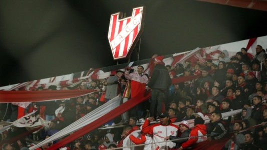 Un choque entre barras de Instituto dejó un menor herido de bala