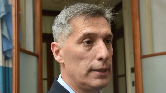 Olivares: "El Estado Nacional tira el lastre a las provincias para equilibrar sus cuentas"