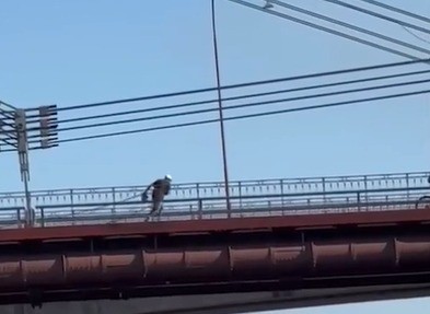 Quedó en libertad el ladrón que robó cables del Puente Colgante
