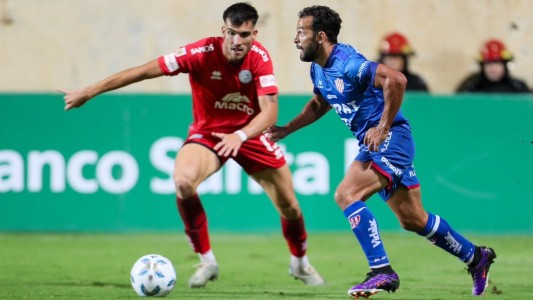 Unión perdió con Belgrano y se despidió de la Copa de la Liga antes de tiempo