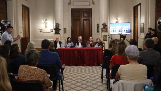 Impulsan un proyecto de ley contra la violencia digital y mediática