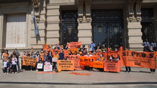 AMRA y SIPRUS podrían ir al paro ante la falta de convocatoria a paritarias