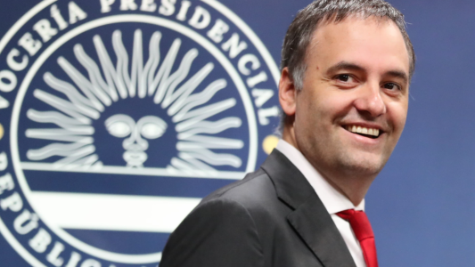 Adorni fue ascendido de rango a secretario de Estado y tendrá un mayor sueldo