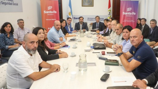 Se reúnen los gremios docentes con el gobierno en medio de un clima tenso