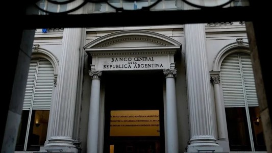 Atención plazo fijo: el BCRA volvió a bajar la tasa y la llevó al 60%