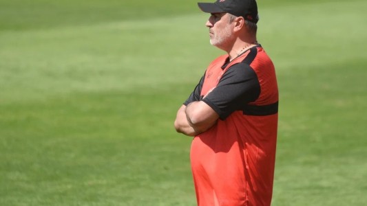 Colón: Delfino define el equipo para visitar a Brown