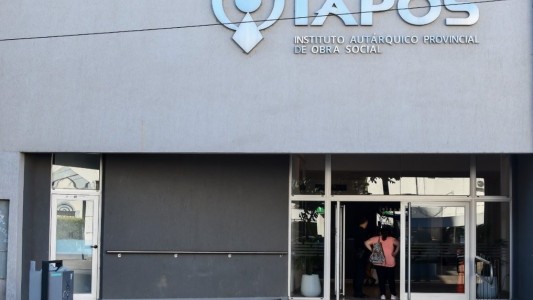Jubilados y pensionados reclaman mayores prestaciones a Iapos