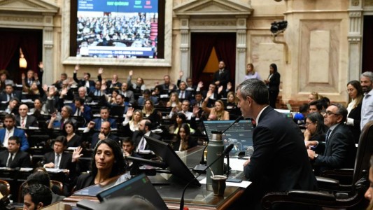 La Cámara de Diputados aprobó la Ley de Bases en general